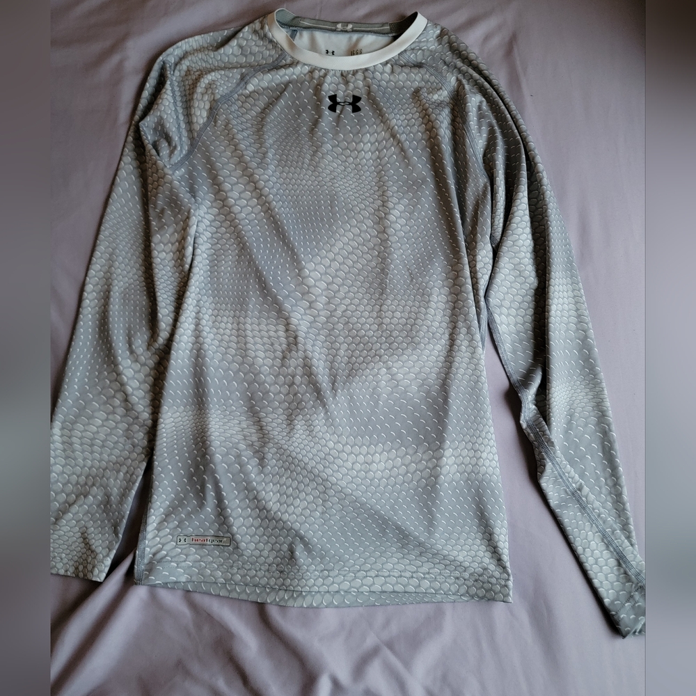New w/o tags Under Armour HeatGear Armour Printed Long Sleeve Compression Large